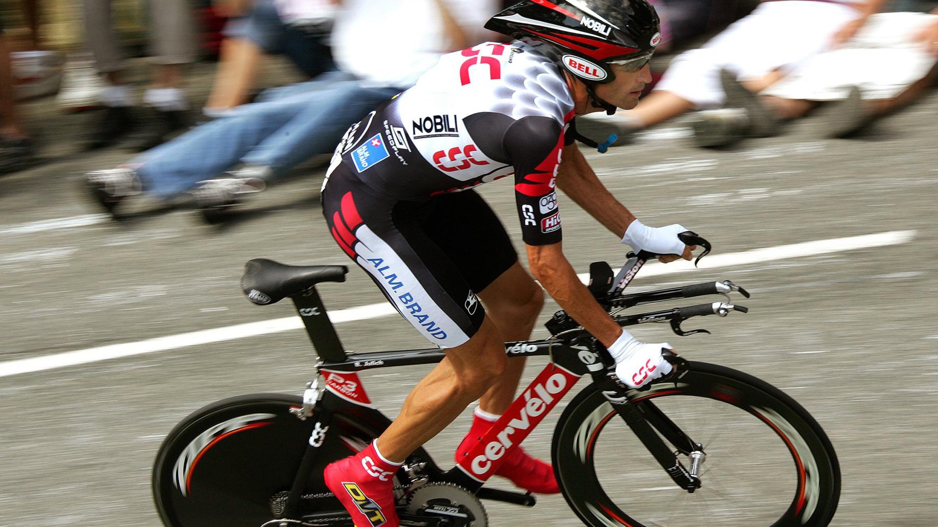 多特蒙德主场失利，德甲领头羊之位不保，多特蒙德球赛