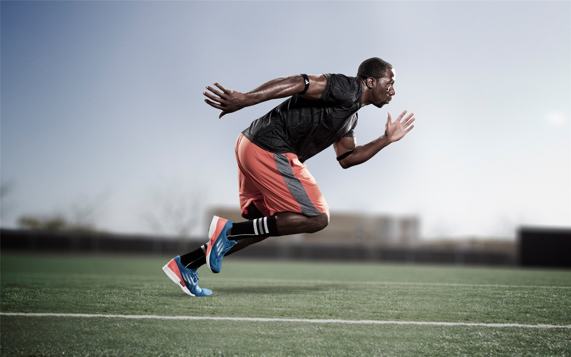 日本队门将扑出关键点球，力保胜利，日本队 门将