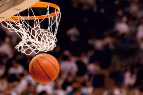 开云体育官方-“黑马逆袭：最惊喜的球队崛起故事”，黑马球队什么意思